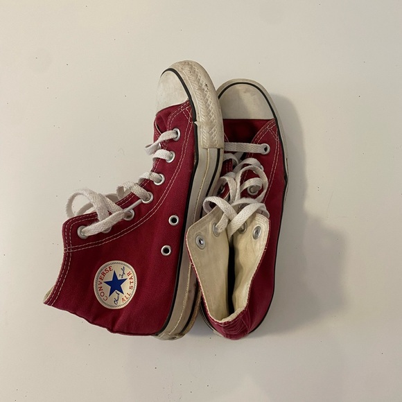 High top converse - Picture 1 of 2